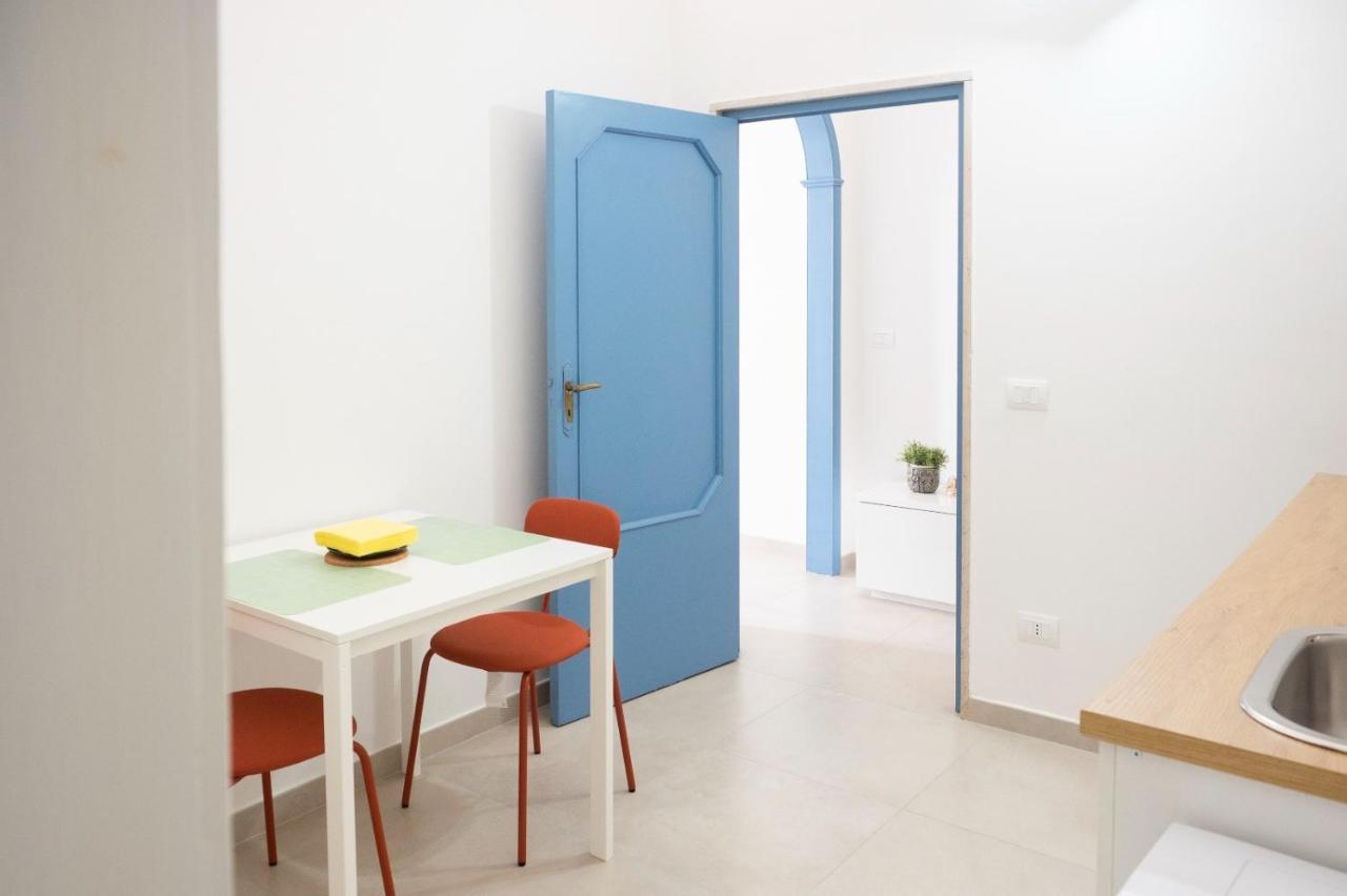 Seaport #Rooms Trani Bagian luar foto